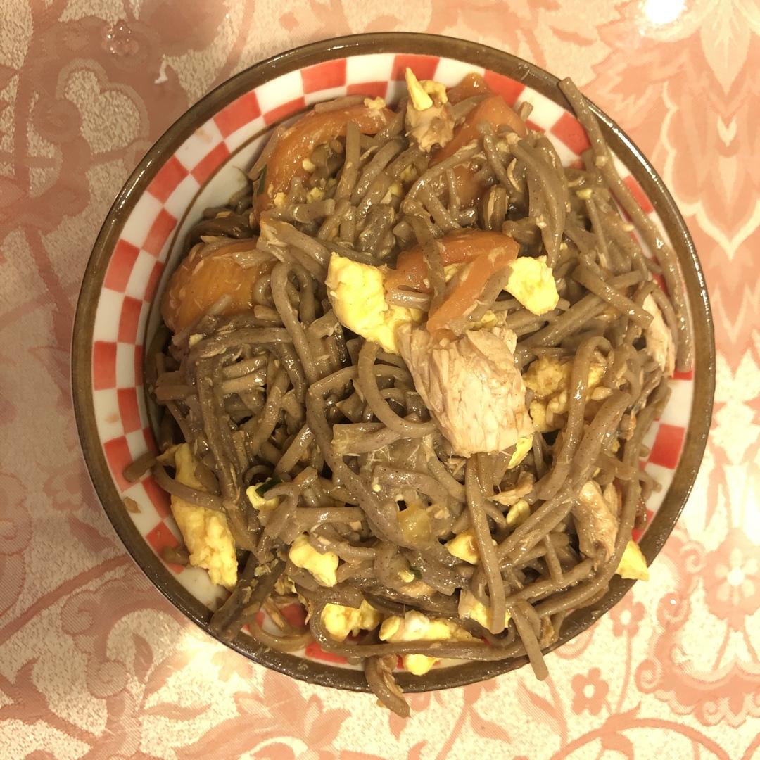 减脂餐 番茄鸡蛋荞麦面