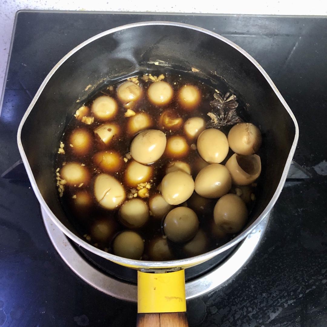 乡巴佬卤鹌鹑蛋