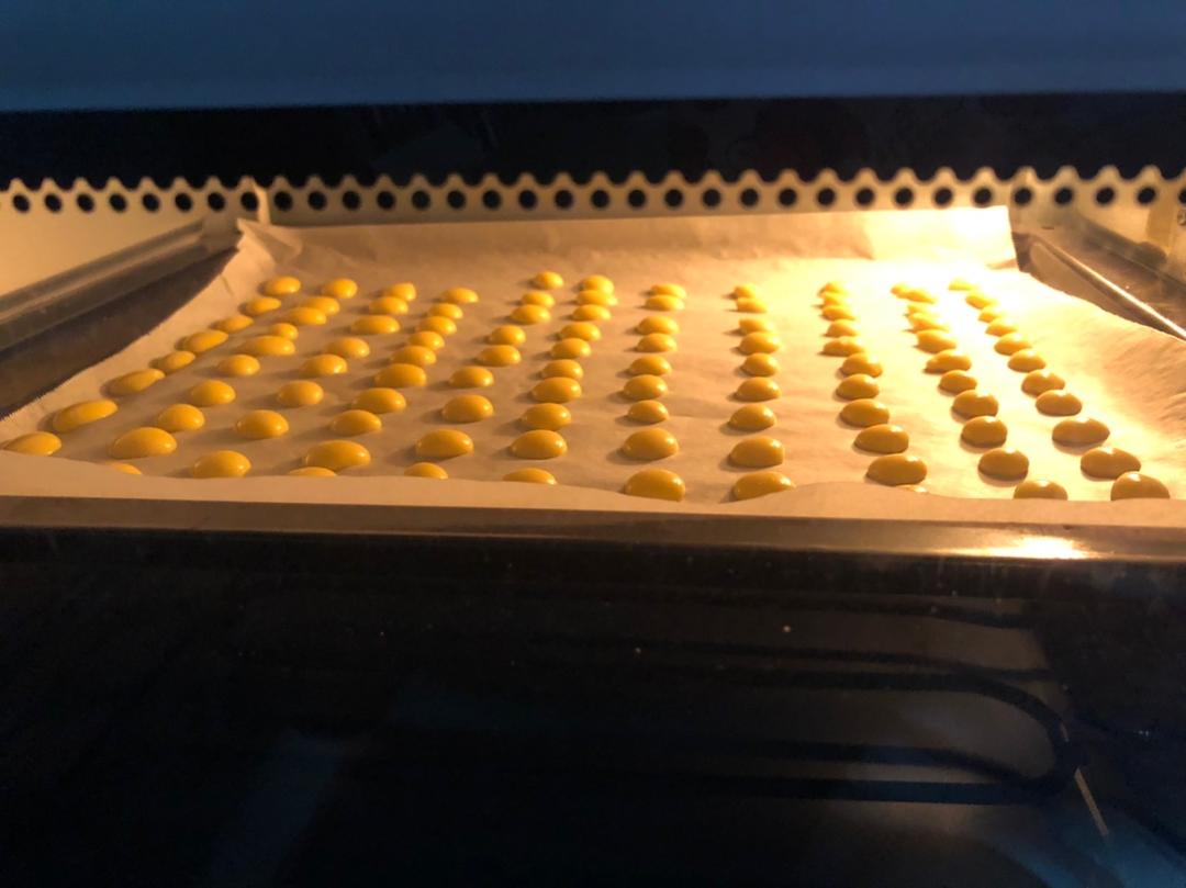 【更新食谱】宝宝辅食之蛋黄溶豆（入口即化）