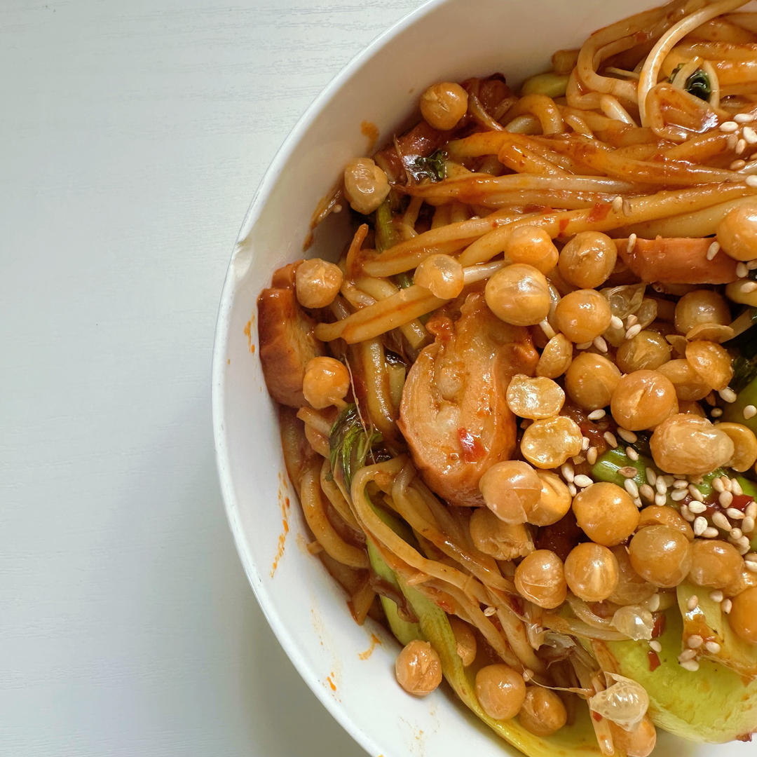 一人暮らしって何か食べよう