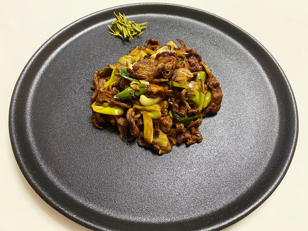 【嗷呜】老北京葱爆羊肉