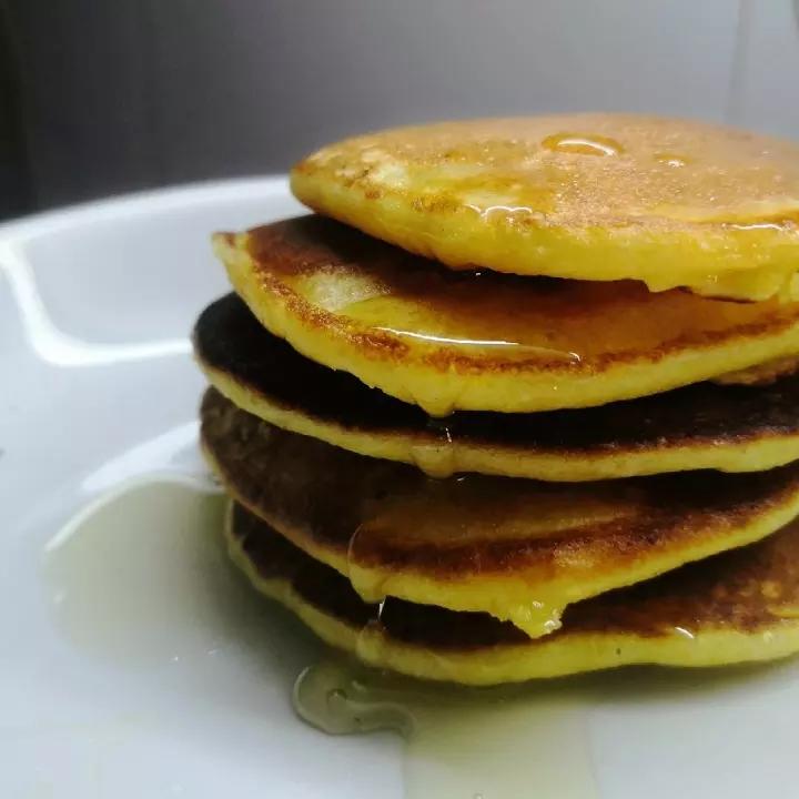 粗粮细做，玉米面最好吃的做法，5分钟搞定家人早餐，比油条好吃