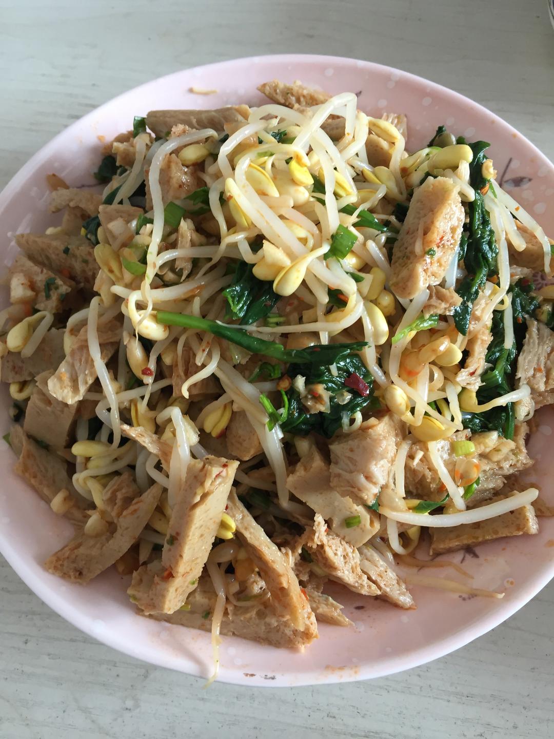 豆芽拌面筋