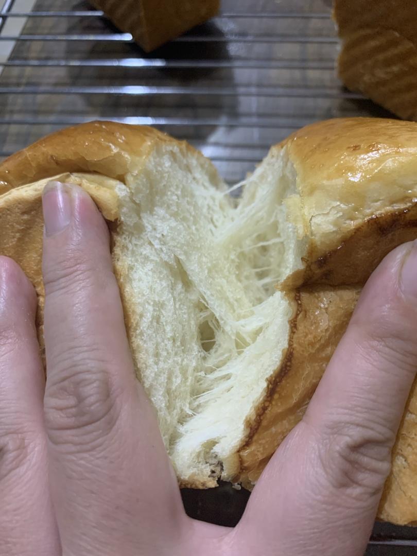 椰子油软白吐司100%拉丝