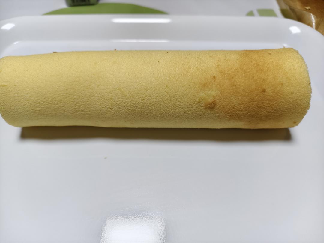 蛋糕卷这样做‼️不掉皮不开裂（小视频食谱）