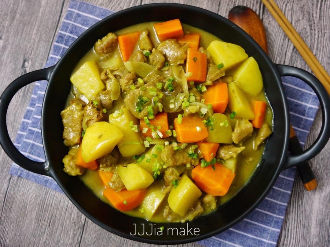 咖喱土豆炖牛腩
