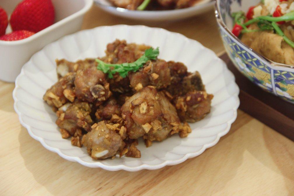 蒜香排骨