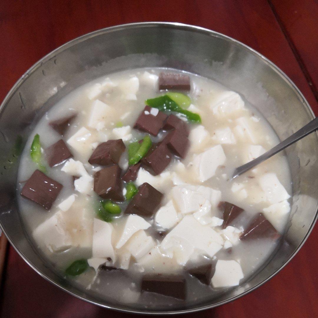鸡血豆腐汤