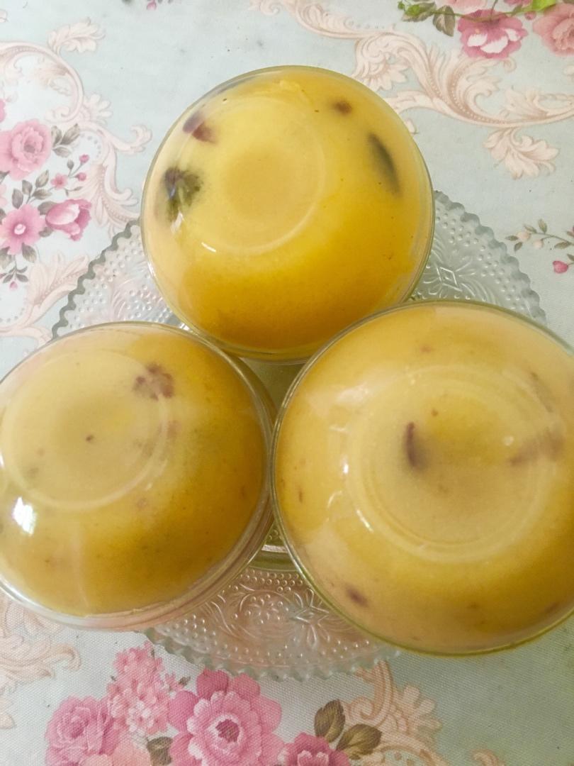 玉米红豆钵仔糕，香甜可口，Q弹中带着红豆的软糯
