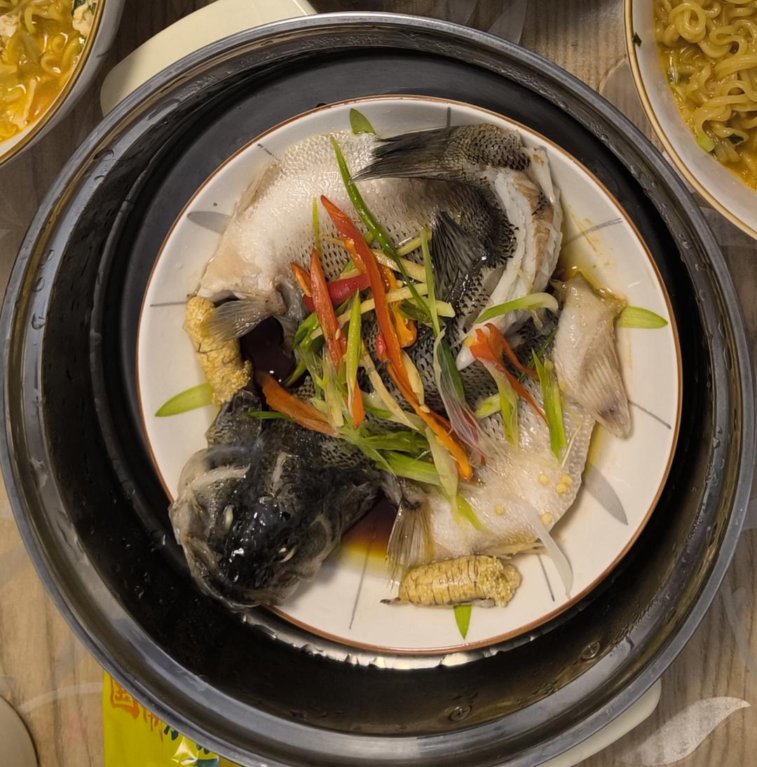 10分钟做 清蒸鲈鱼 （附切鱼图解）