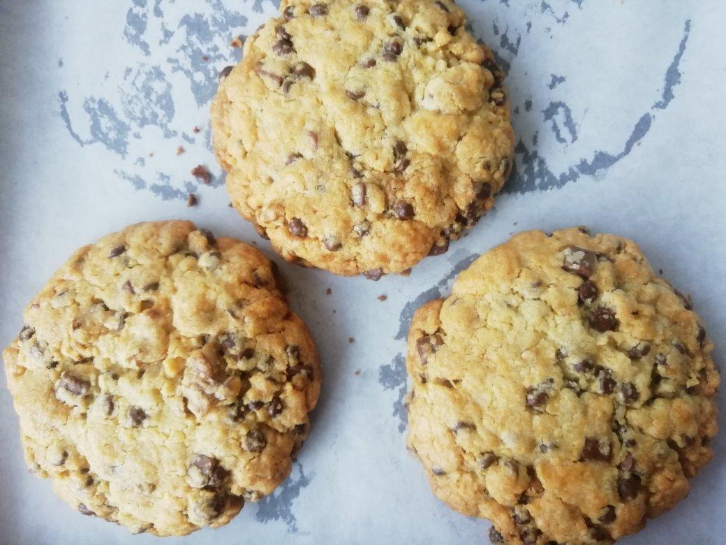 坊间传说纽约最好吃的巧克力曲奇饼Chocolate Chip Cookies at Levain Bakery