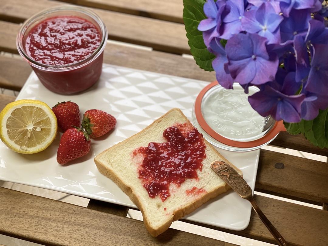 大颗粒草莓🍓酱～