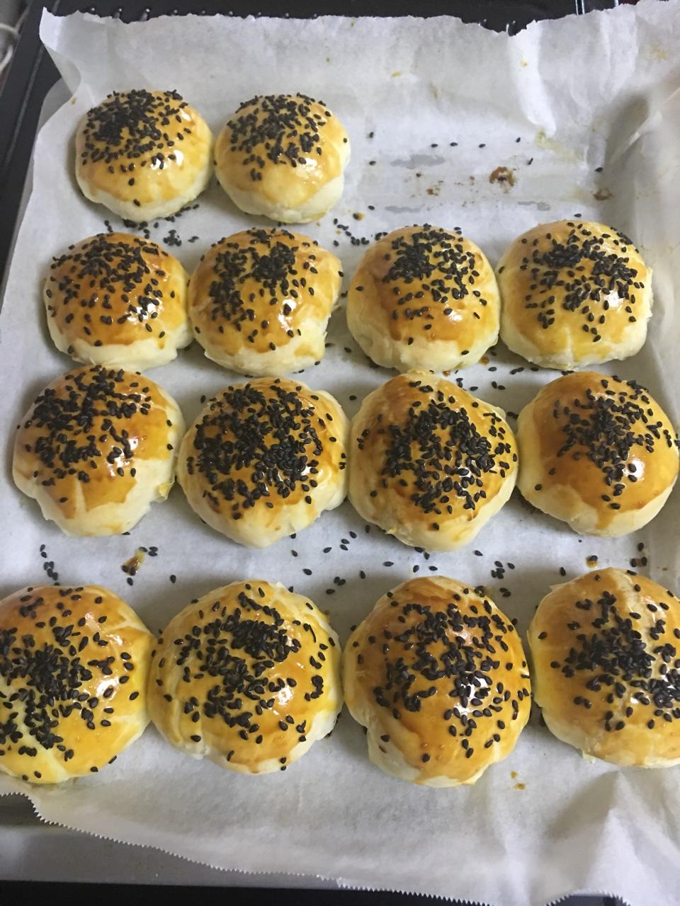 泳式鲜肉榨菜月饼