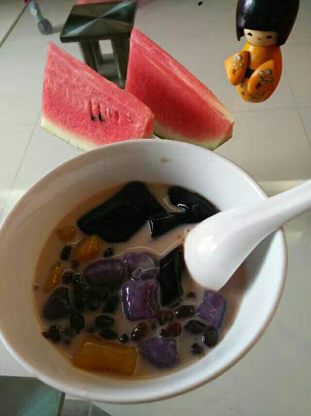 Q弹芋圆的做法 （有视频，学会做柔韧不散的面团）