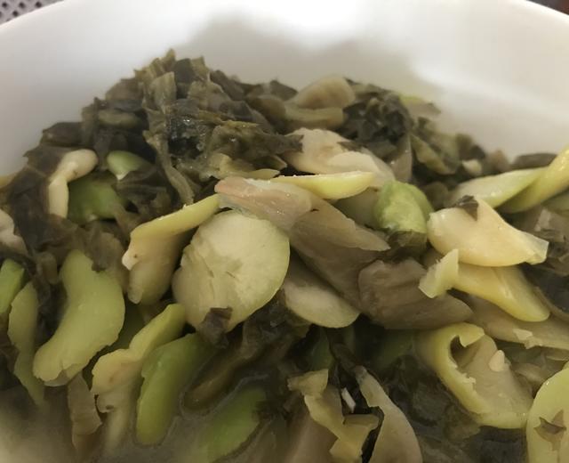 酸菜蚕豆瓣汤