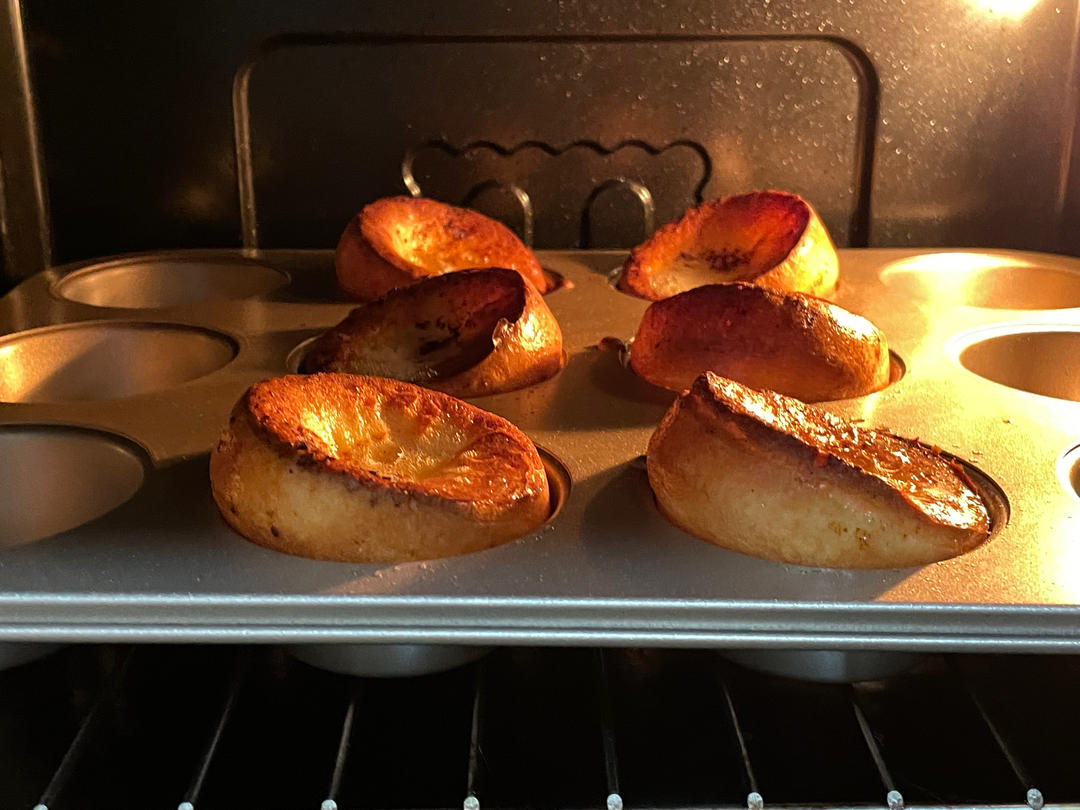 香味浓郁——约克郡布丁 Yorkshire Pudding（不是布丁的布丁）