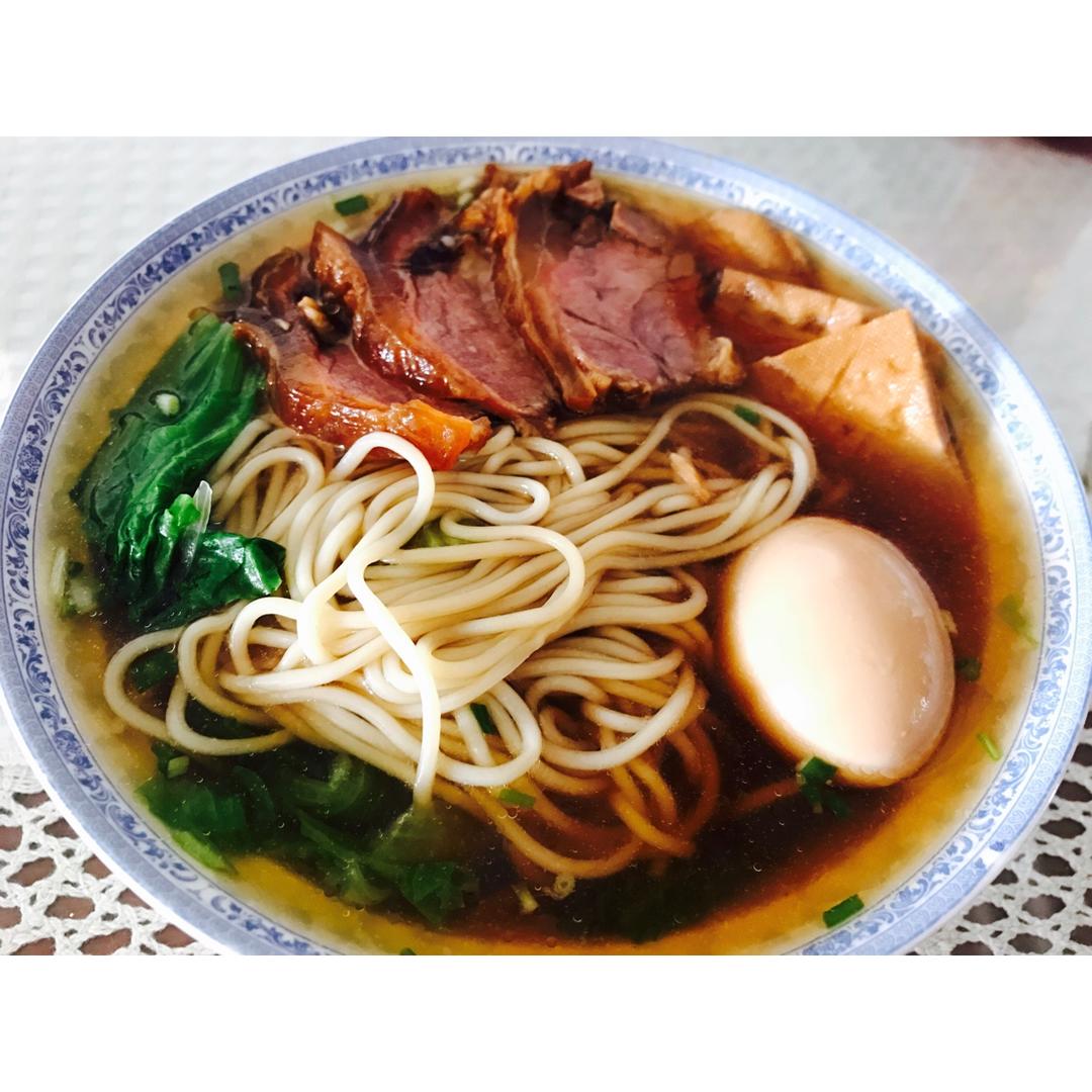 卤牛肉