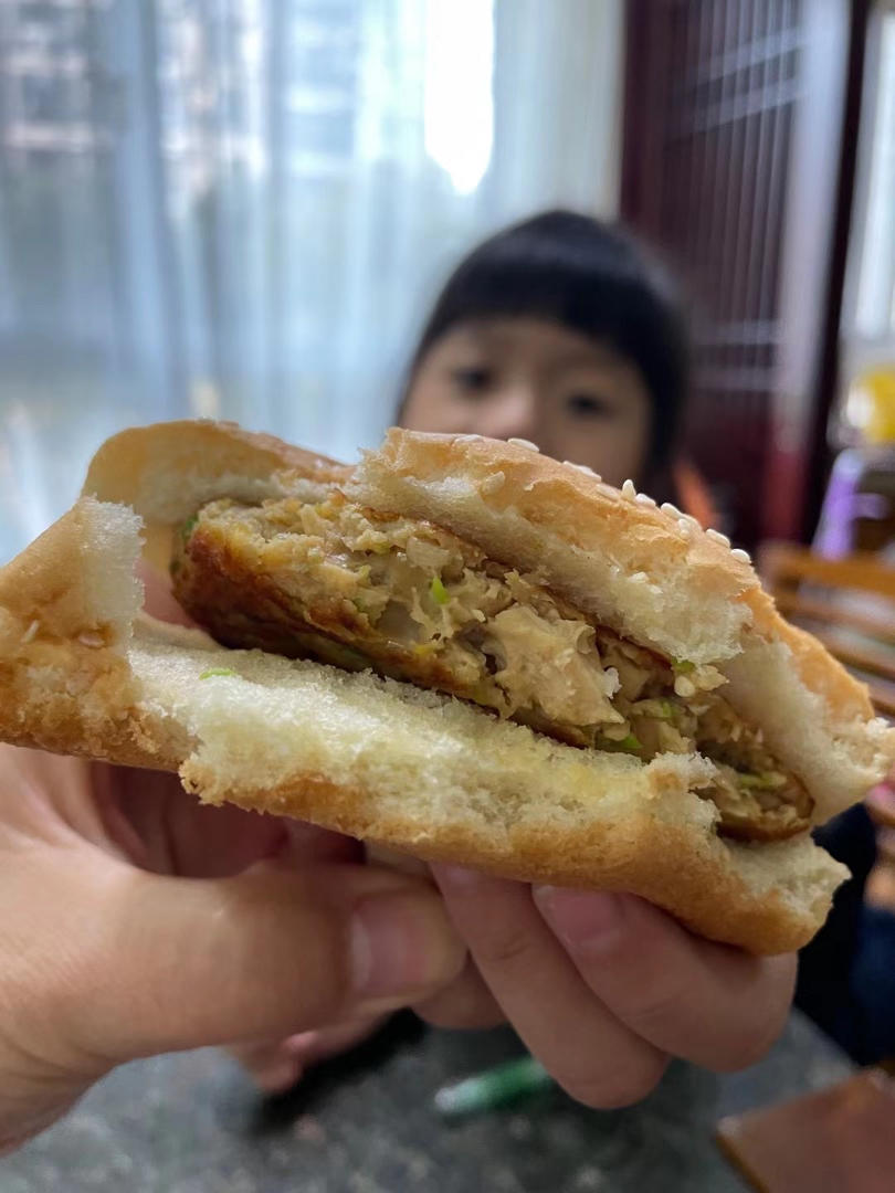 小婷下厨房.自制🍔汉堡肉胚.鸡肉饼