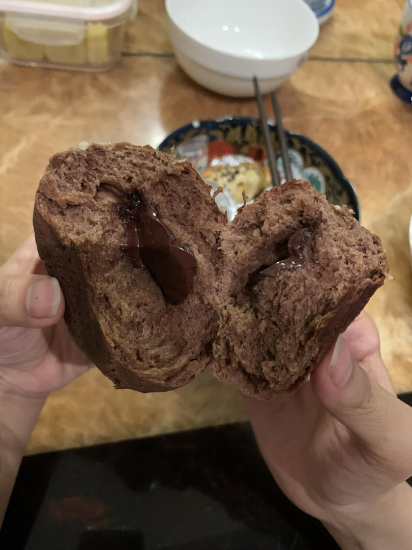黑眼豆豆（最好吃的巧克力面包）