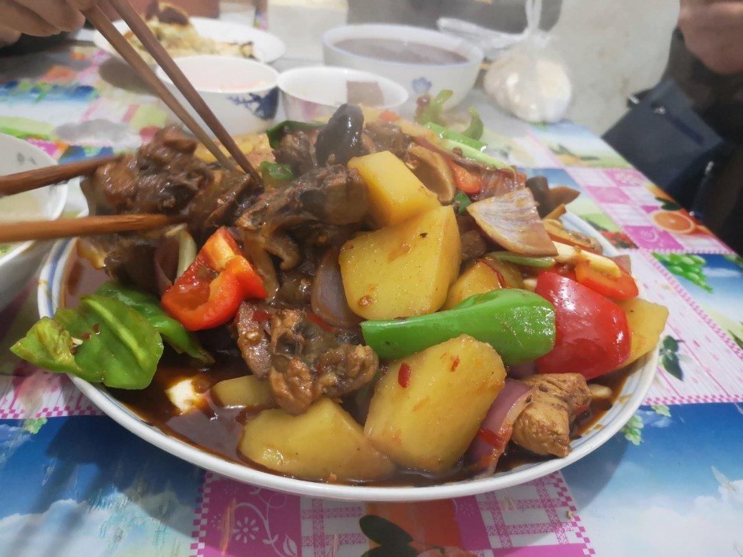新疆大盘鸡