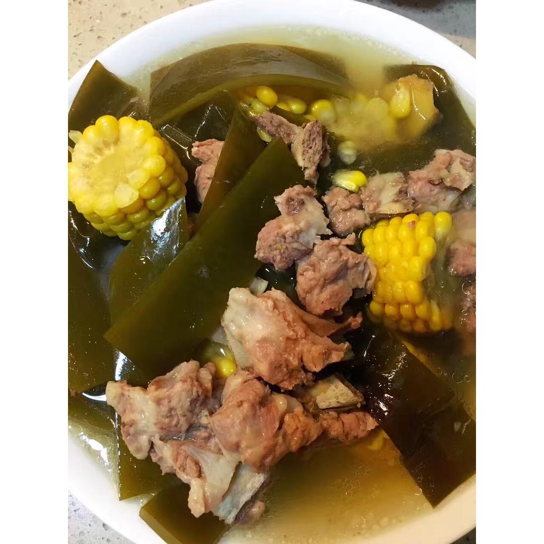 排骨玉米汤