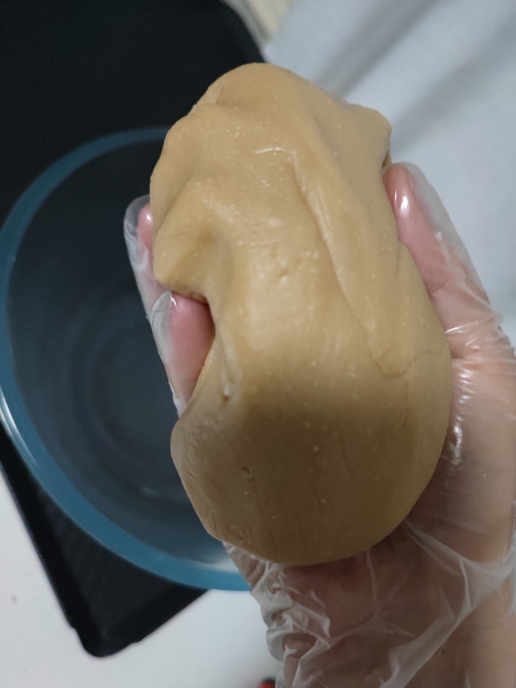 芋泥乳酪蛋黄月饼㊙️不破顶不漏底技巧分享的做法 步骤3