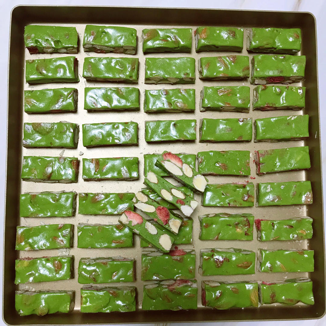 牛轧糖 牛扎糖不甜