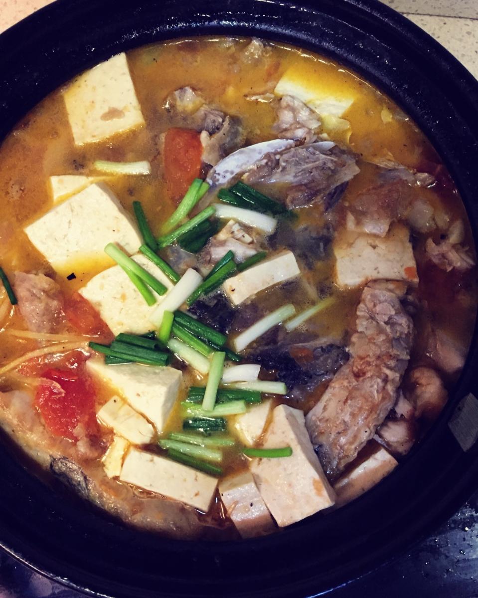 草鱼番茄豆腐汤