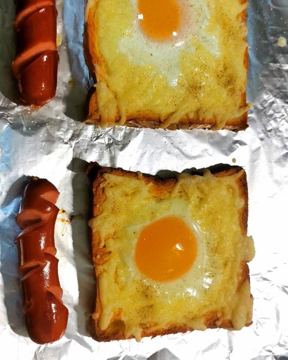 鸡蛋芝士烤吐司