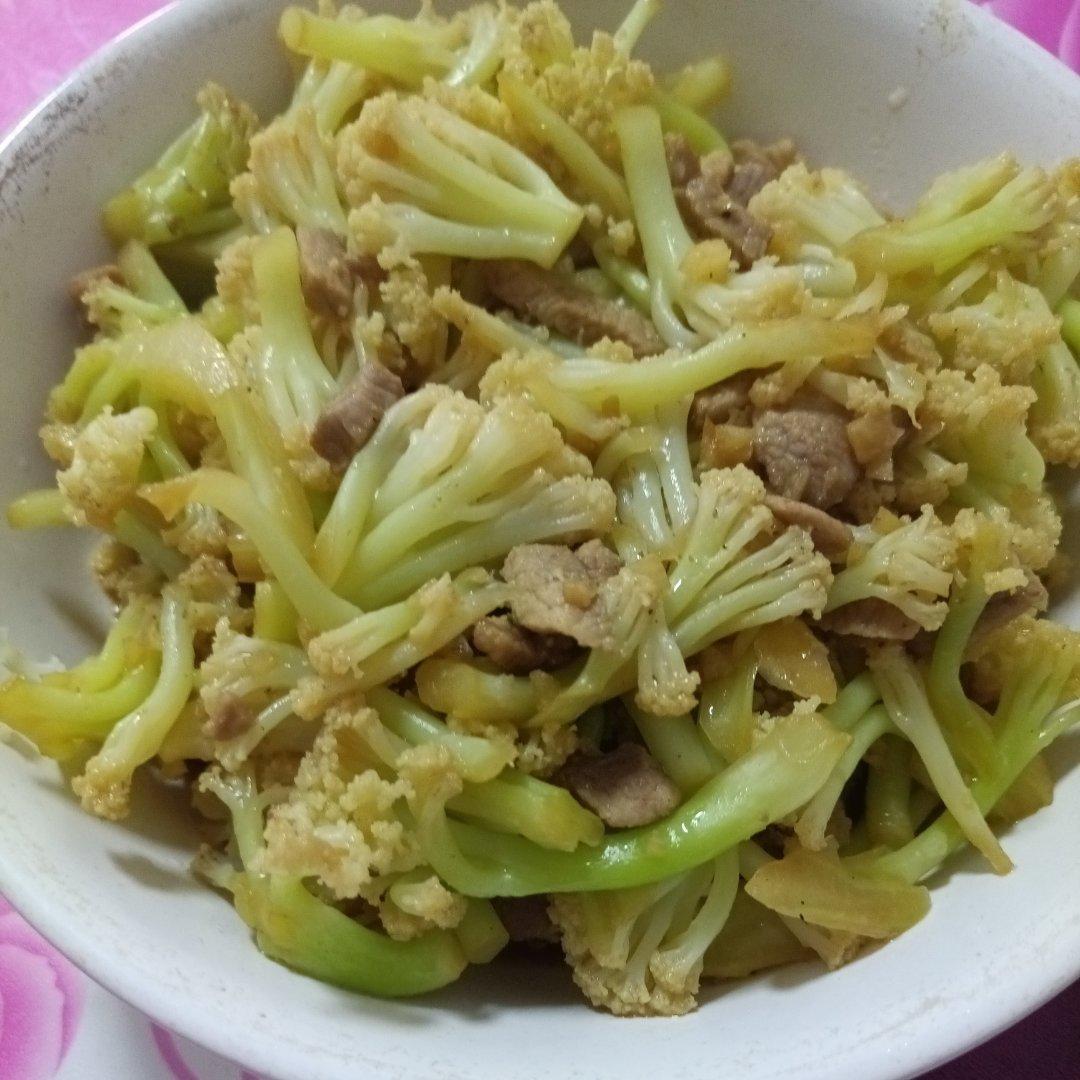 老丁的私房菜-干锅花菜