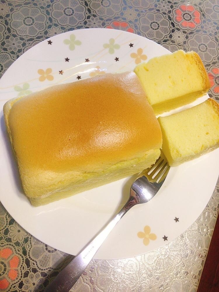 堪比柯基屁股
爆浆芝士🧀古早蛋糕