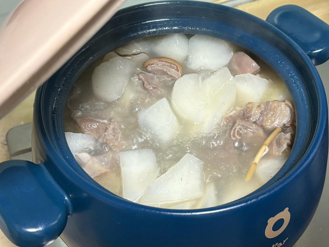 羊肉汤(炖萝卜)