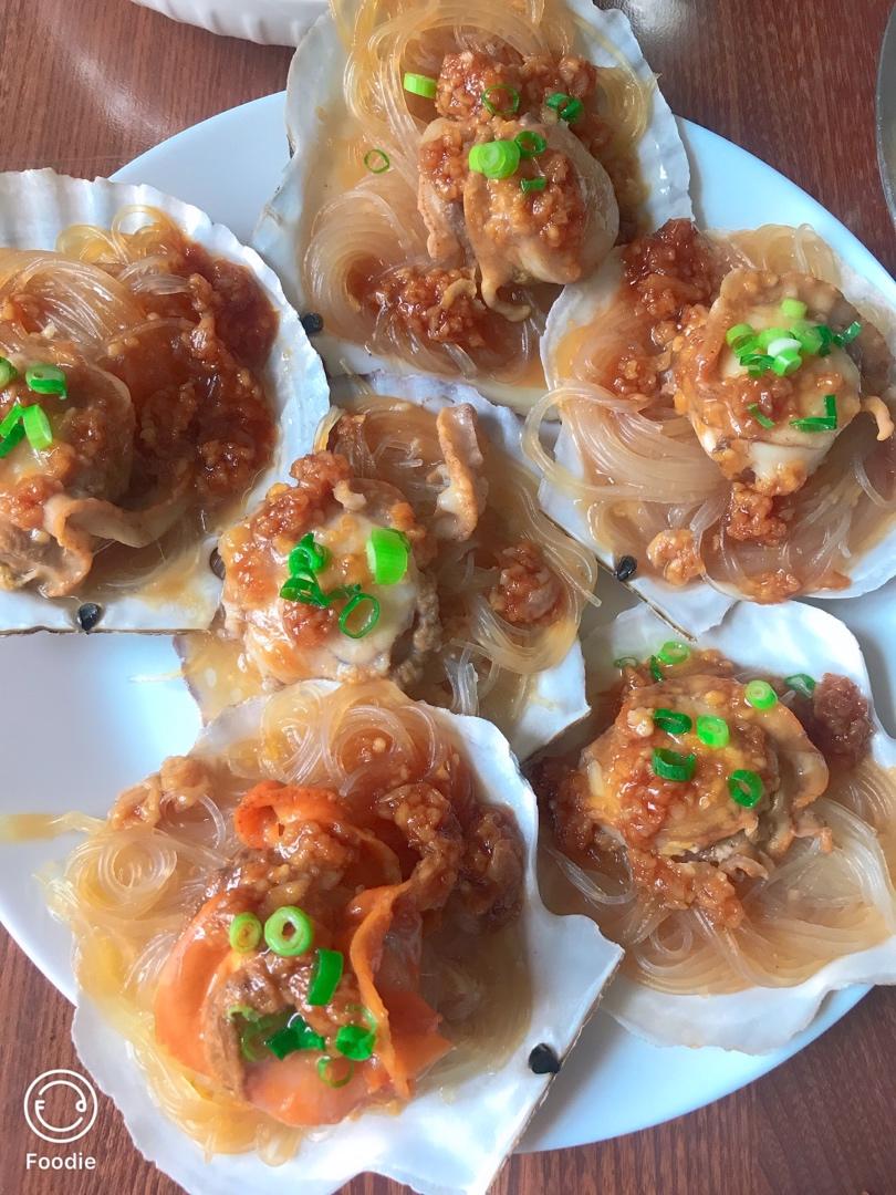 【视频】蒜蓉粉丝蒸扇贝
