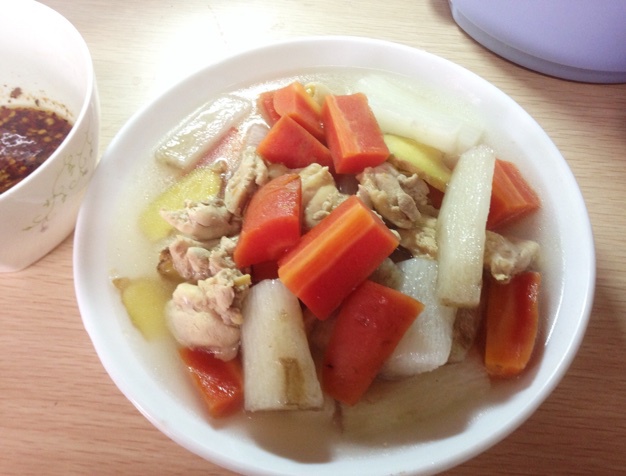 山药炖鸡汤