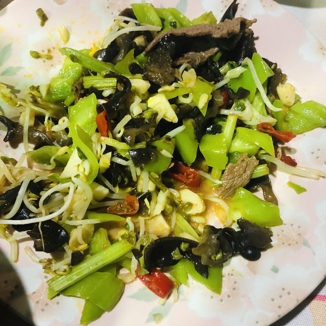 素炒绿豆芽清炒木耳