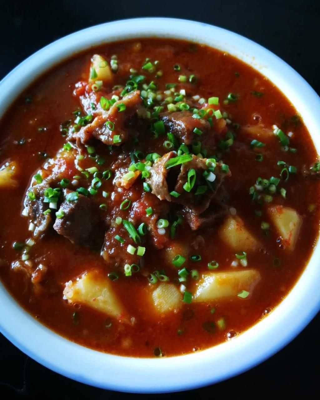 番茄土豆炖牛腩