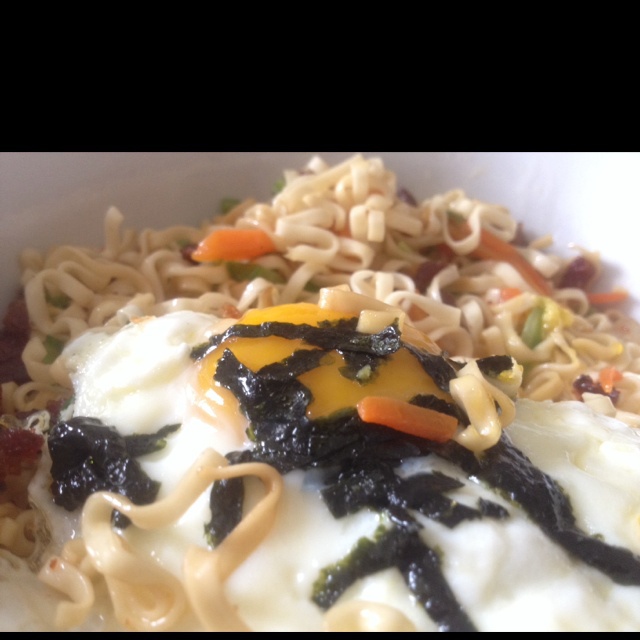 （深夜食堂）日式酱油炒面