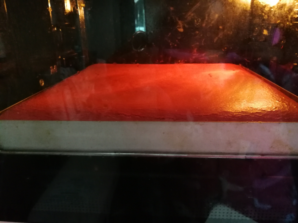 红丝绒米糕卷的做法 步骤9