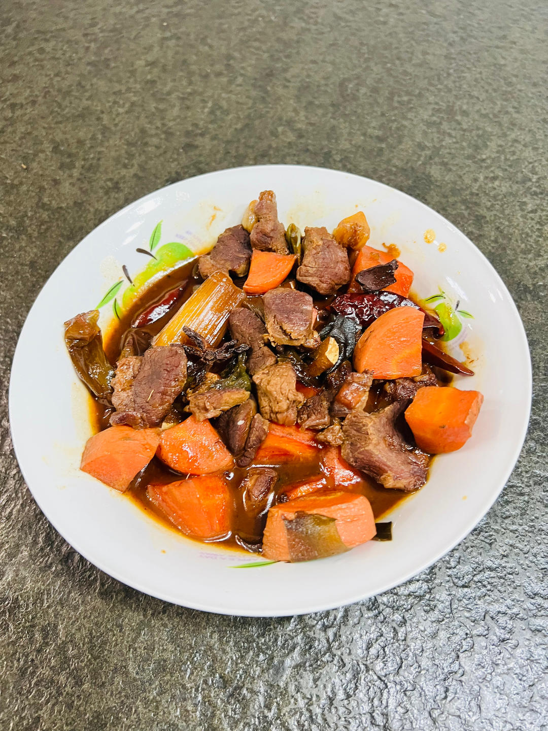 红烧羊肉炖胡萝卜