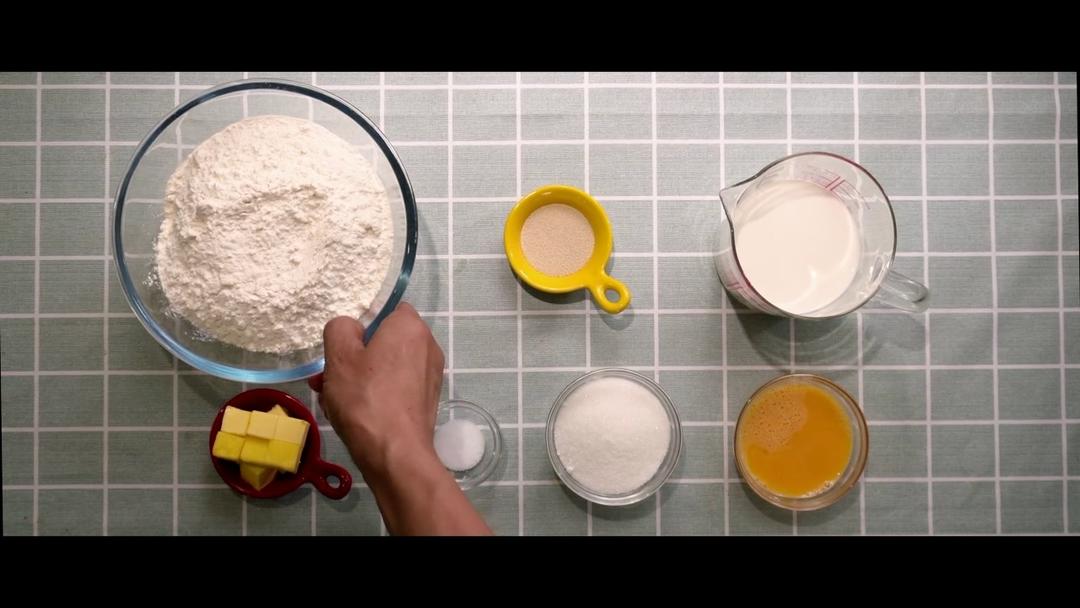 纯奶手撕吐司的做法 步骤1