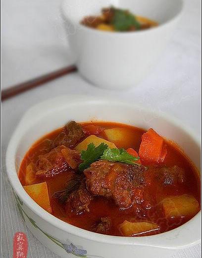 番茄焖牛肉的做法