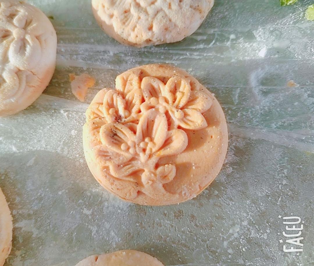 南瓜饼（简单易做）【蒸、煎、烤、花生馅】