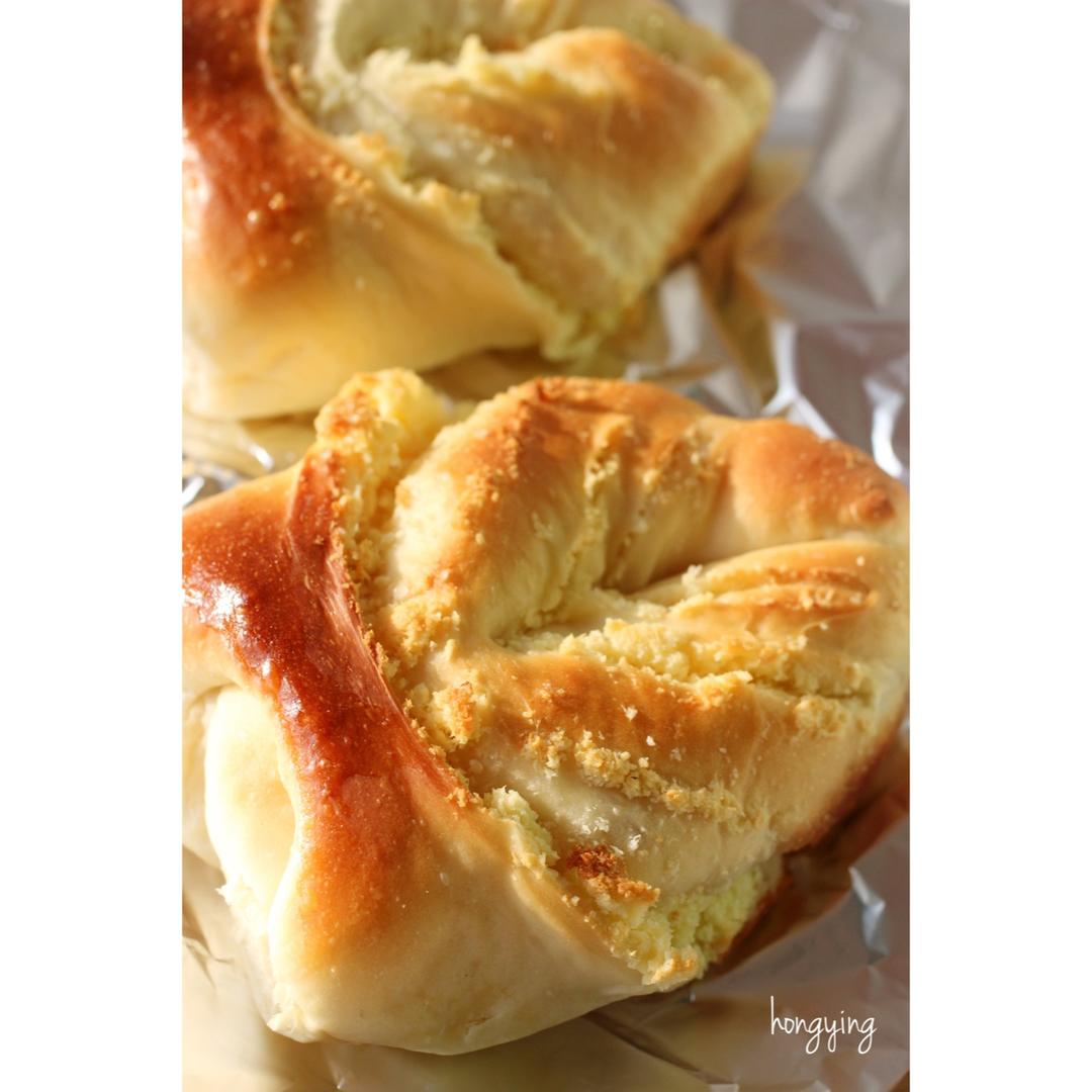 椰蓉叶子面包