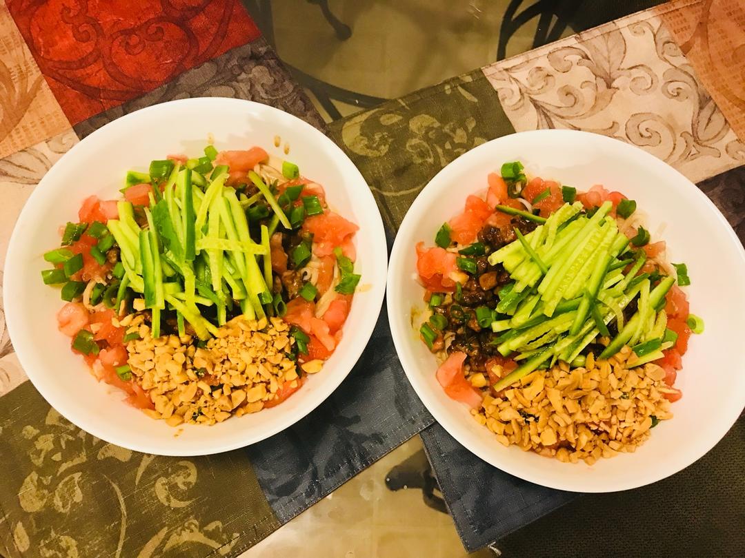 一夫食堂半半拌面