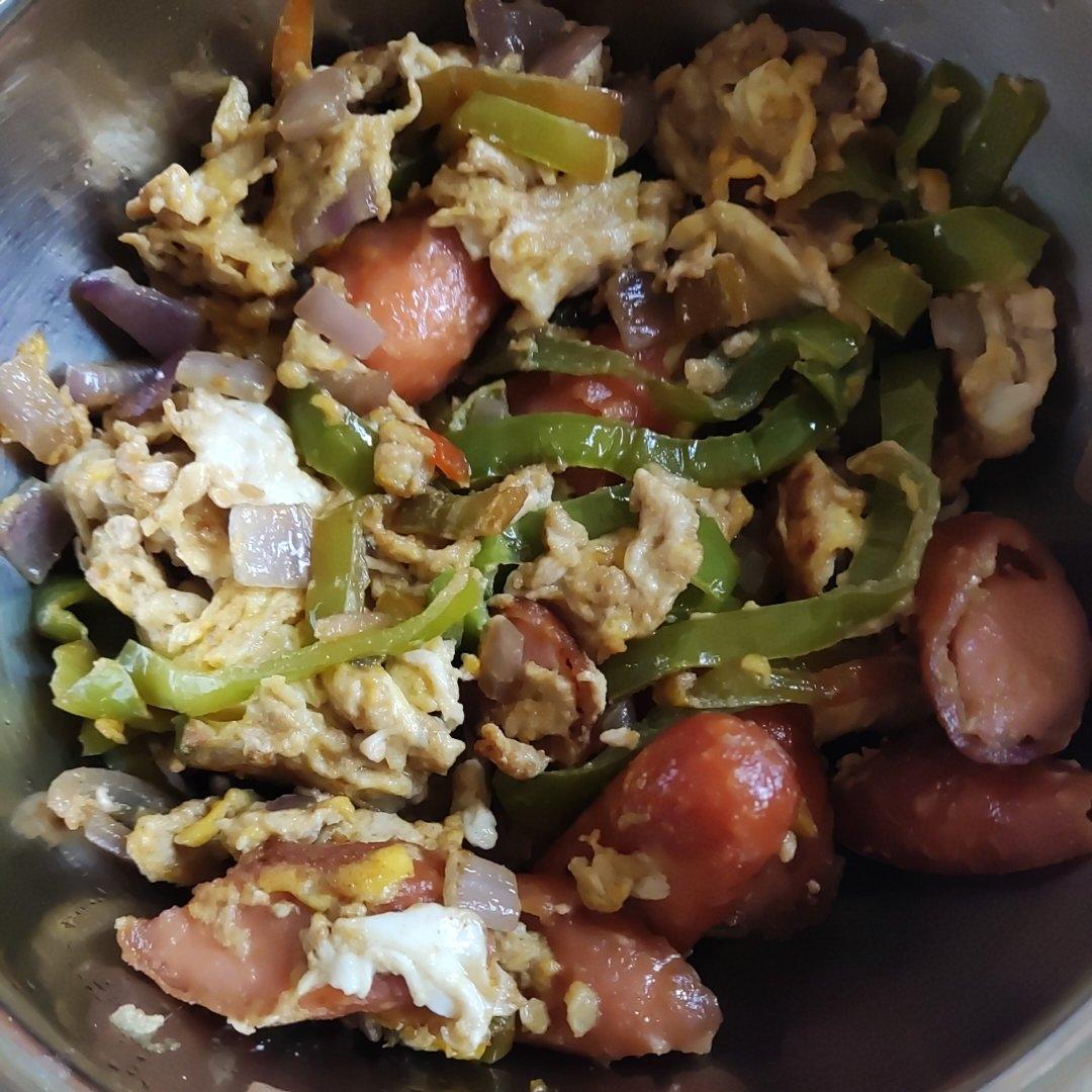 青椒火腿炒鸡蛋