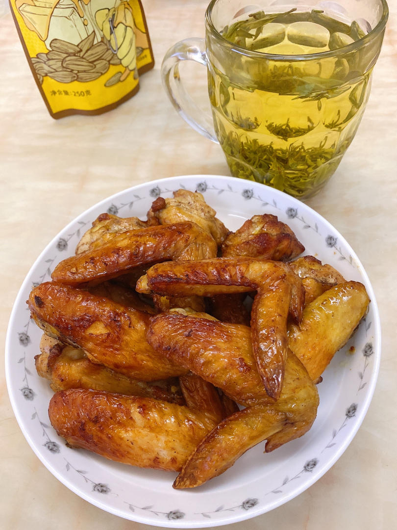 不够详细说明的炸鸡翅