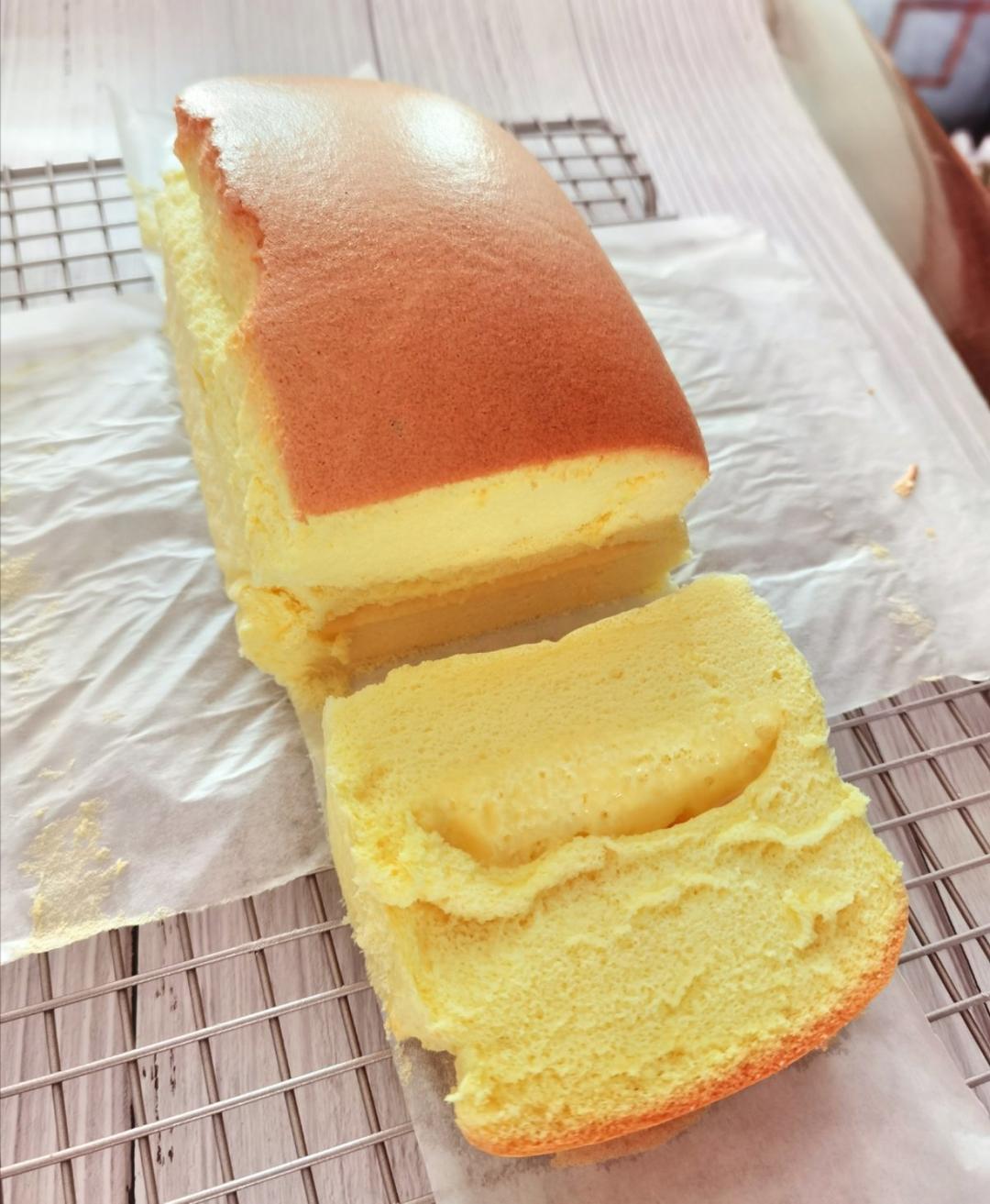 堪比柯基屁股
爆浆芝士🧀古早蛋糕