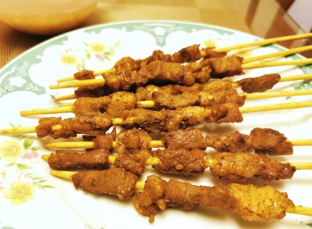 羊肉串用家里烤箱烤出明火烧烤的味道！