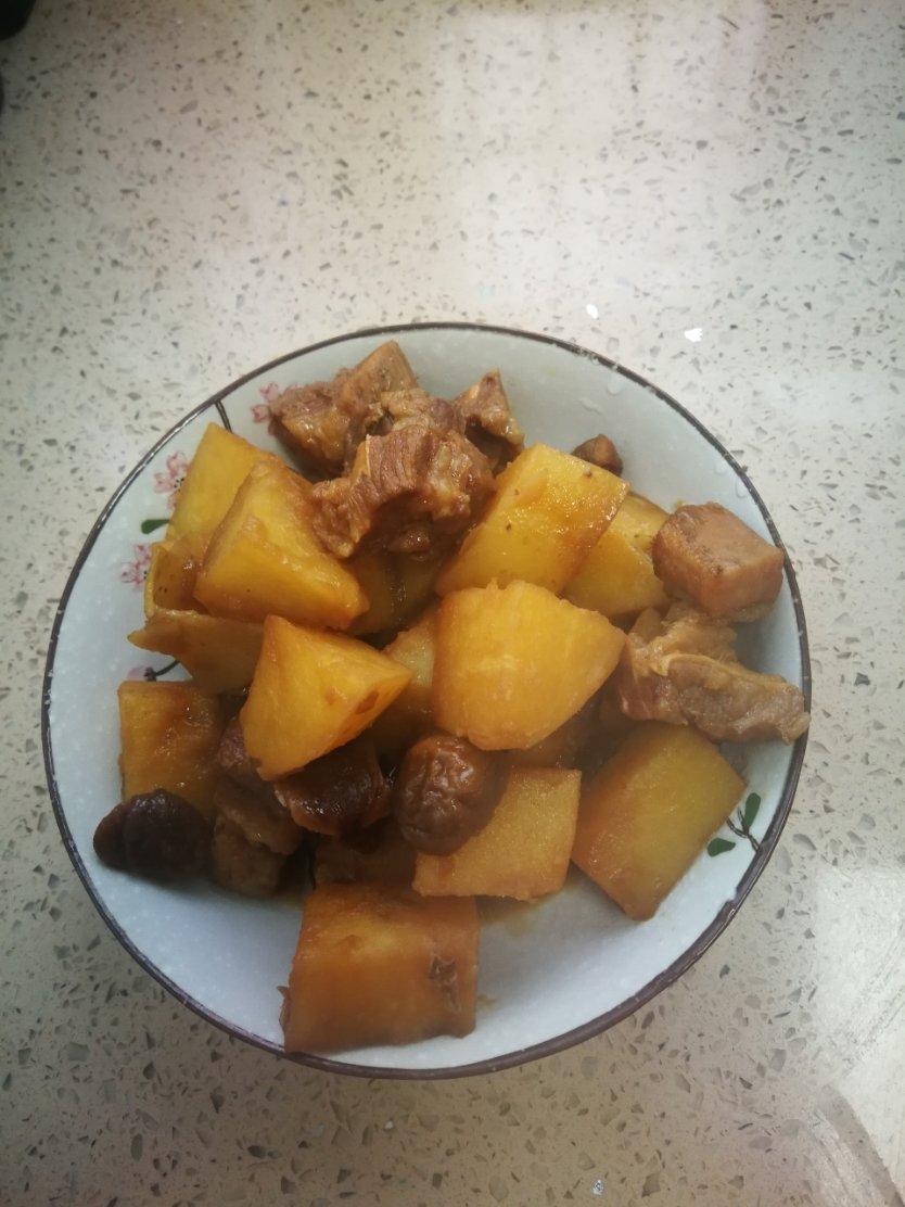土豆烧牛腩