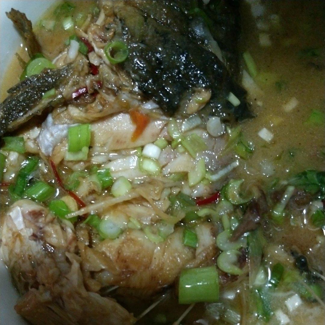 红烧鲤鱼